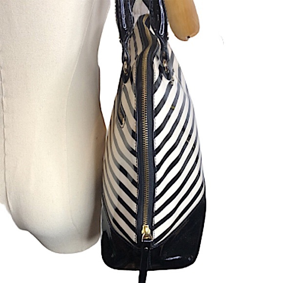 KATE SPADE Wellesley Rachelle Black White Stripe Patent Leather Ext Pocket Bag - Picture 4 of 17